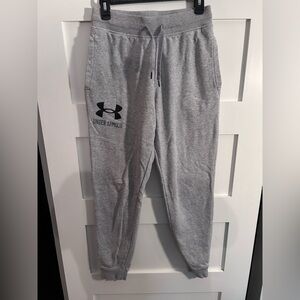 Under Armour men’s Gray Sweatpant joggers medium